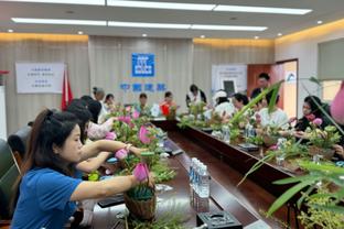 利拉德上半场超神奠定基调！雄鹿主场无字力克步行者先下一城